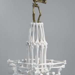 Notre Dame des os (de?tail), 2009, Bro nze, acier, 57 x 20 x 63 cm